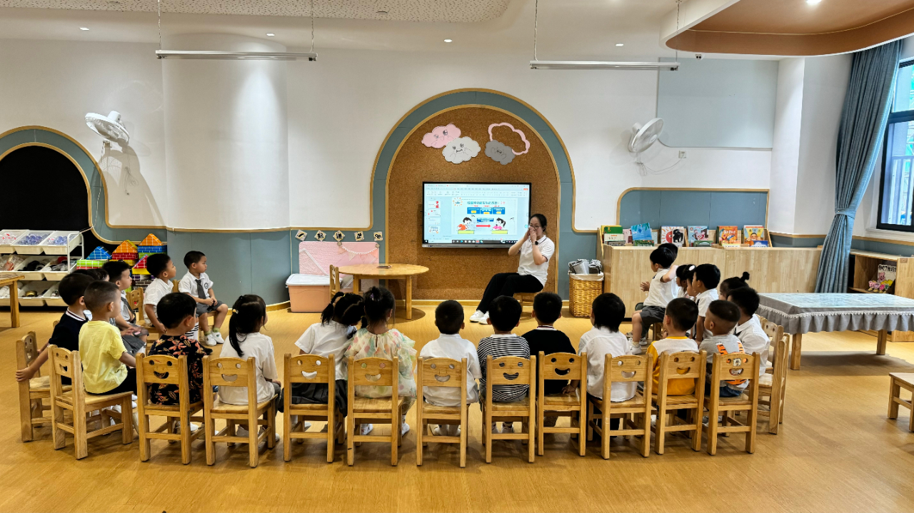 远离登革热，我们在行动！——海口市山高幼儿园开展预防登革热爱国卫生运动行动-图片34