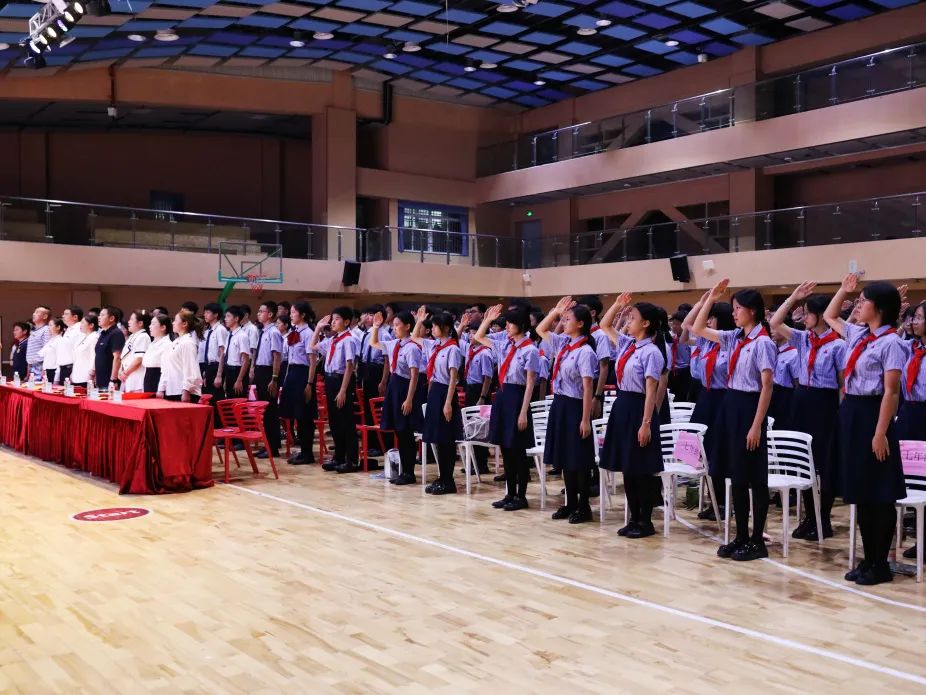 五四精神启新篇,青春逐梦向未来——海口山高中学2025年离队入团仪式顺利举行-图片7