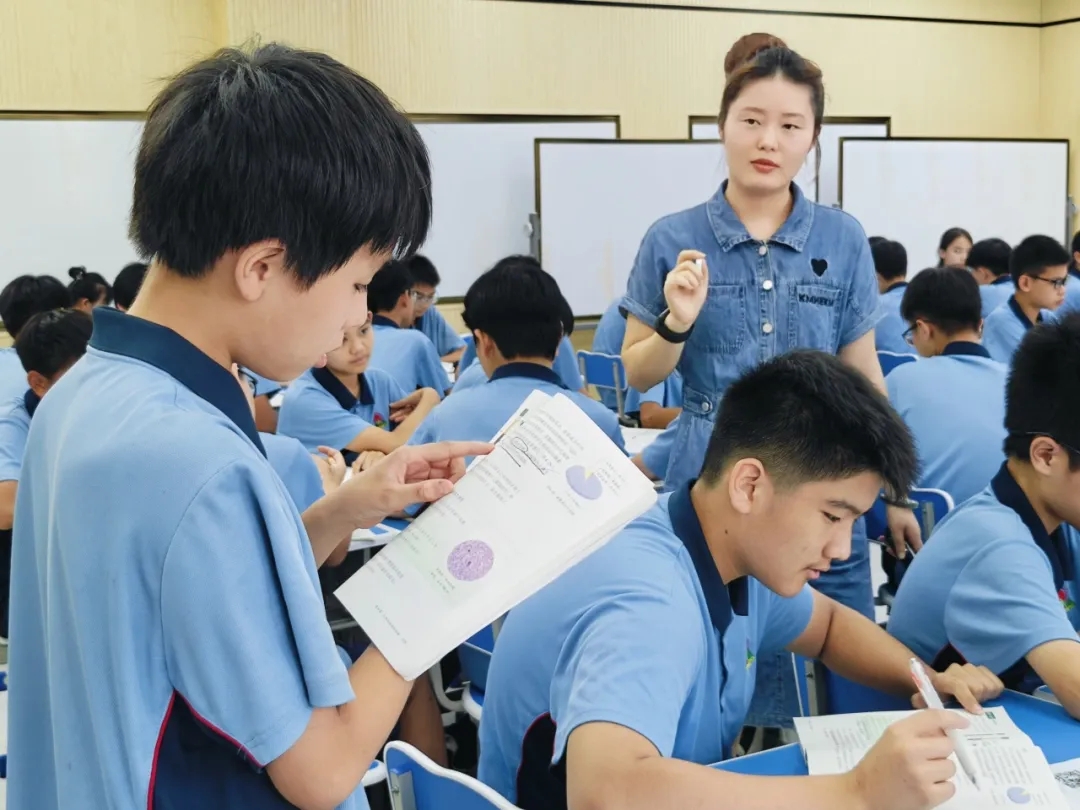 聚焦智慧教学,共赴教研盛宴 | 海口市龙华区山高实验学校教学节暨循环论证主题教研活动进行时-图片3