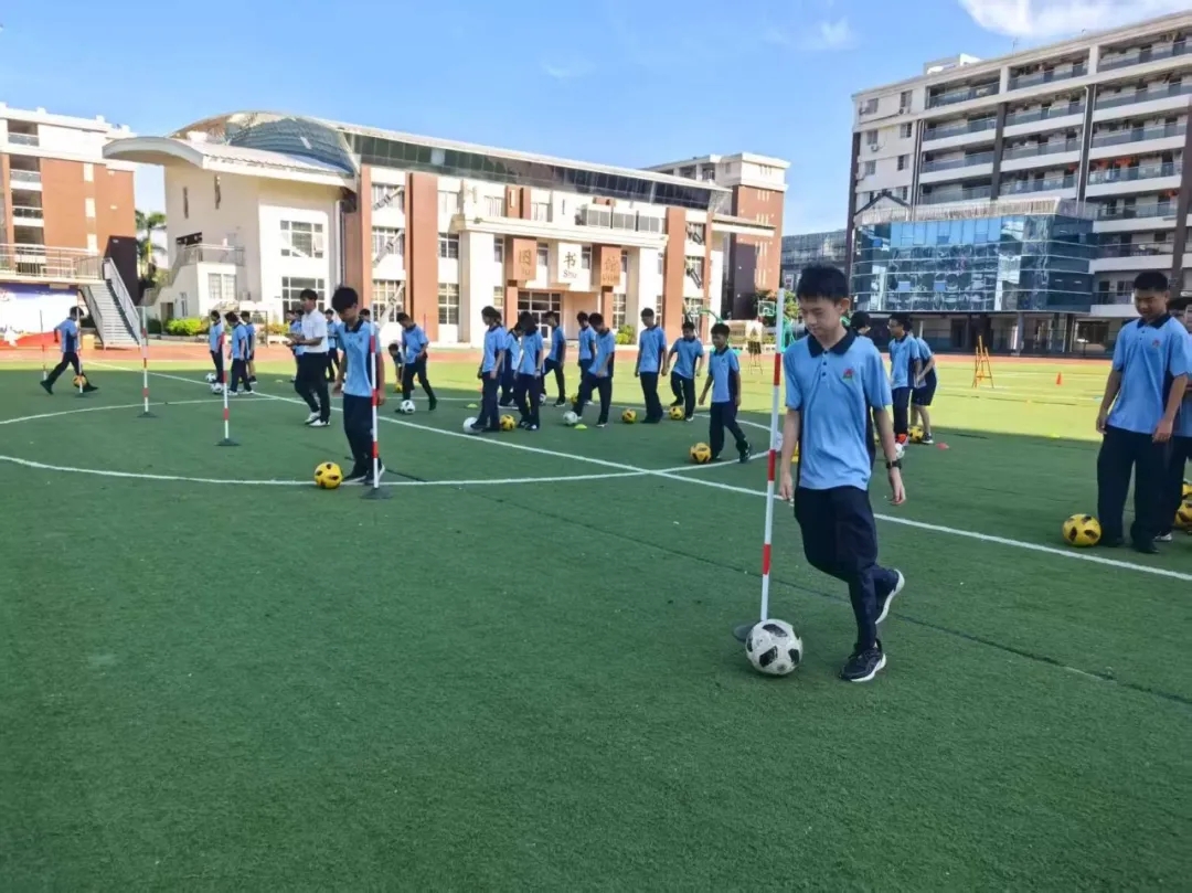 聚焦智慧教学,共赴教研盛宴 | 海口市龙华区山高实验学校教学节暨循环论证主题教研活动进行时-图片6