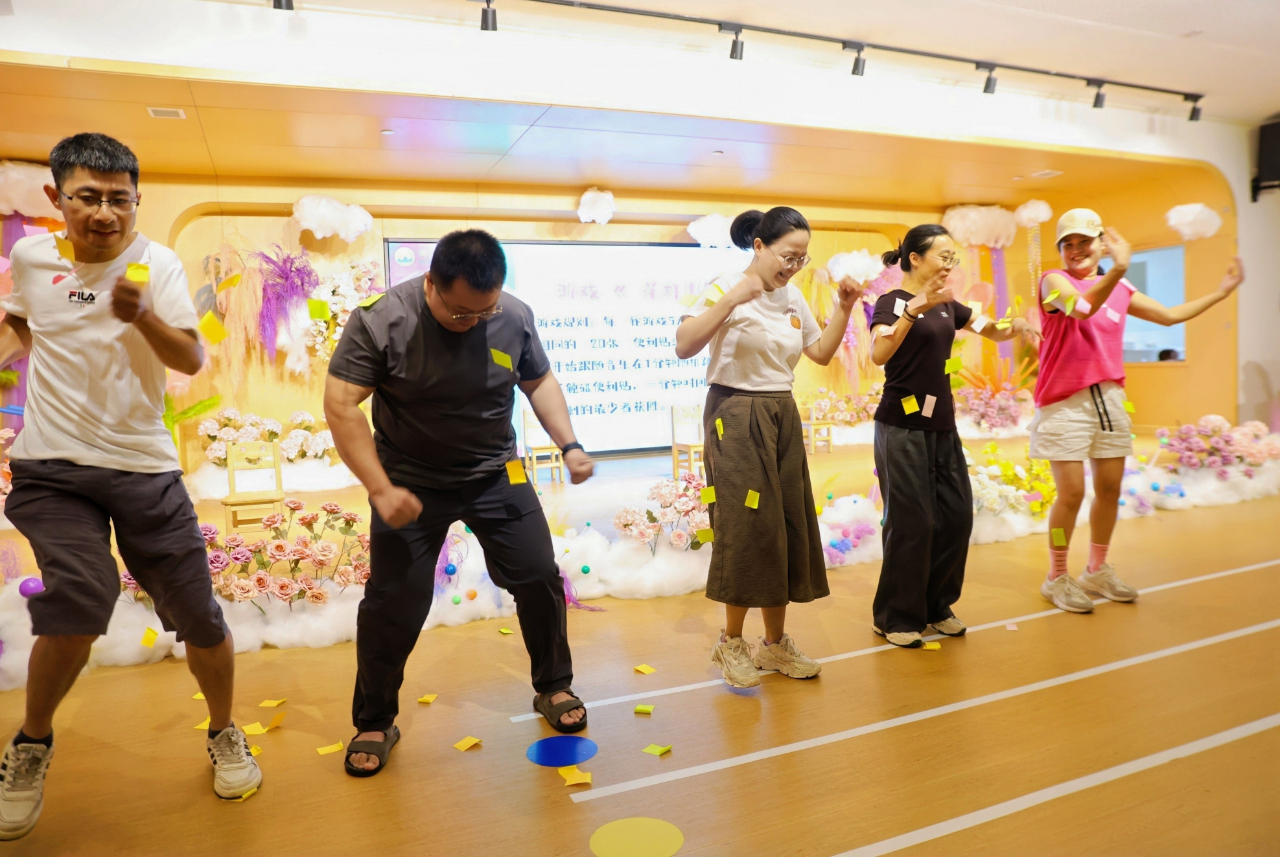 “夏日多巴胺· 一起来狂欢”——海口市山高幼儿园暨2025艺术节庆“六·一”文艺汇演中班组专场-图片144