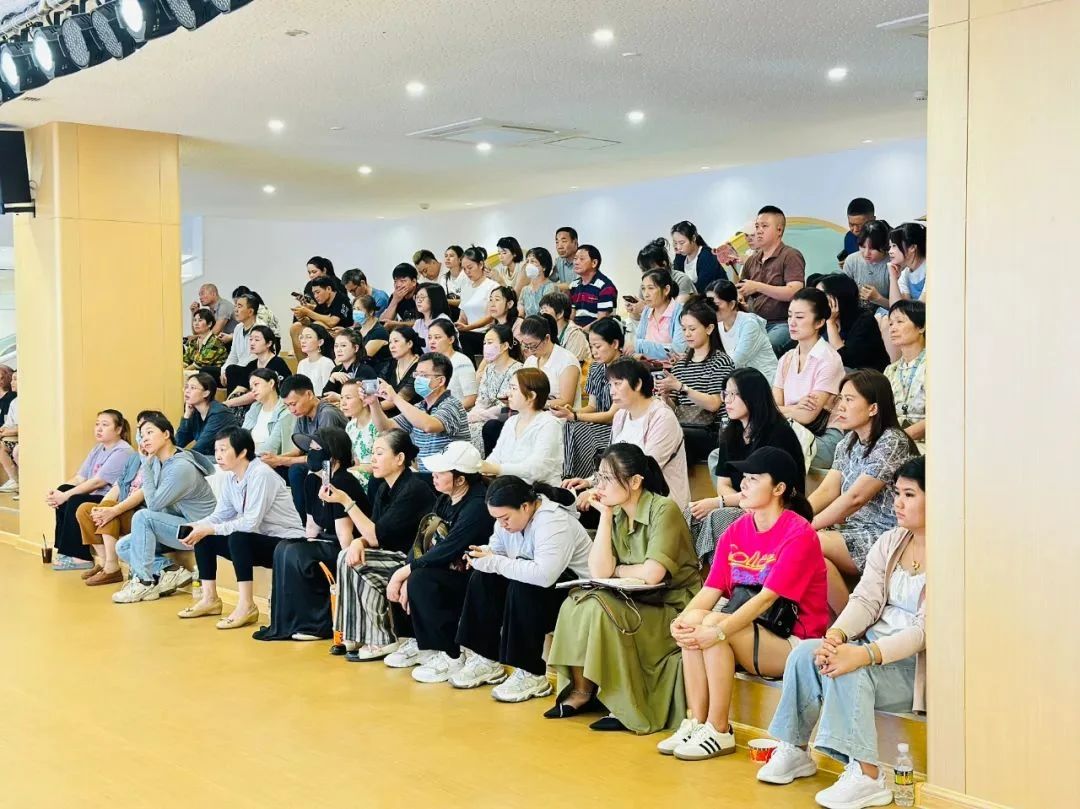 医育融合·共筑健康成长路——海口市山高托育早教中心联合海口市第四人民医院开展医育融合健康讲座-图片16