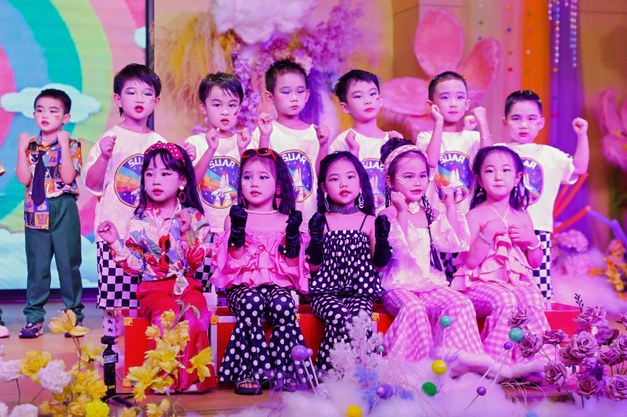 “夏日多巴胺· 一起来狂欢”——海口市山高幼儿园暨2025艺术节庆“六·一”文艺汇演中班组专场-图片92