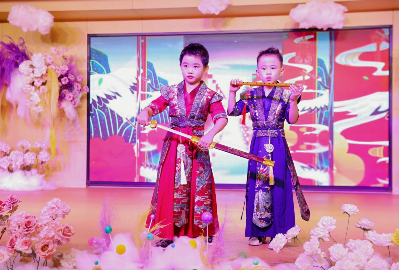 “夏日多巴胺· 一起来狂欢”——海口市山高幼儿园暨2025艺术节庆“六·一”文艺汇演中班组专场-图片58