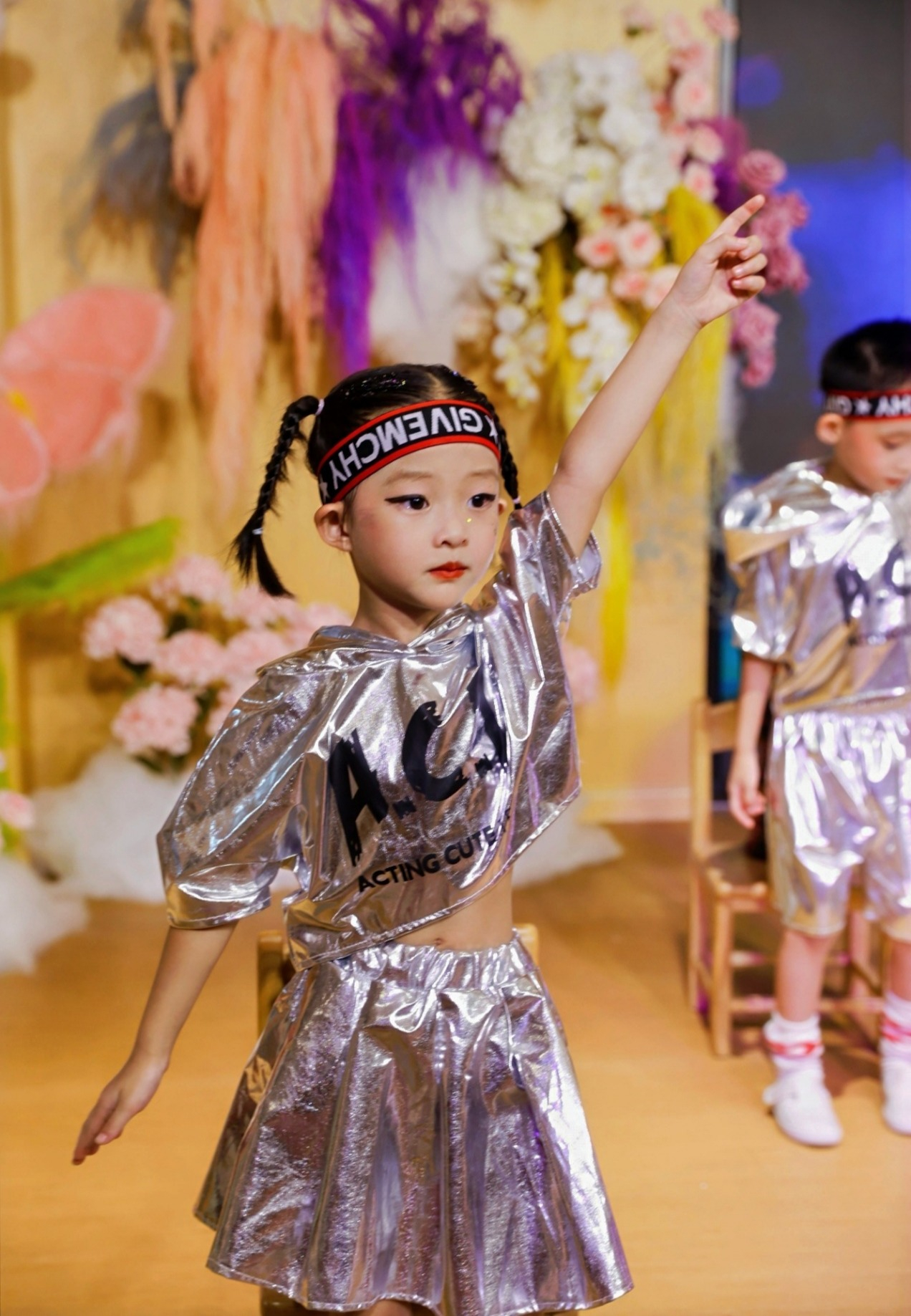 “夏日多巴胺· 一起来狂欢”——海口市山高幼儿园暨2025艺术节庆“六·一”文艺汇演中班组专场-图片100