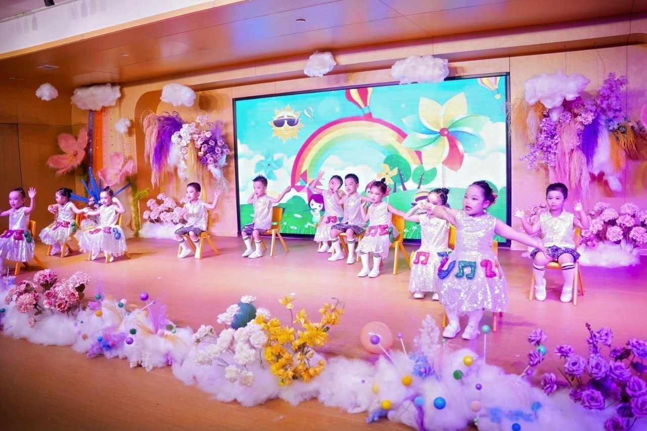 夏日多巴胺·一起来狂欢——海口市山高幼儿园暨2025艺术节庆“六一”文艺汇演小班组专场-图片73