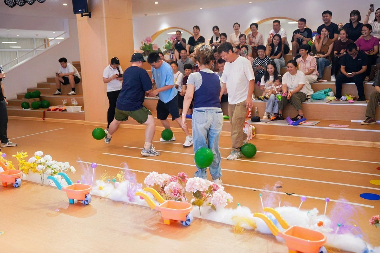 夏日多巴胺·一起来狂欢——海口市山高幼儿园暨2025艺术节庆“六一”文艺汇演小班组专场-图片216