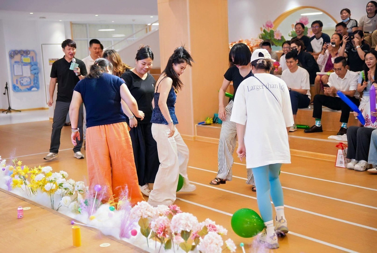 夏日多巴胺·一起来狂欢——海口市山高幼儿园暨2025艺术节庆“六一”文艺汇演小班组专场-图片215