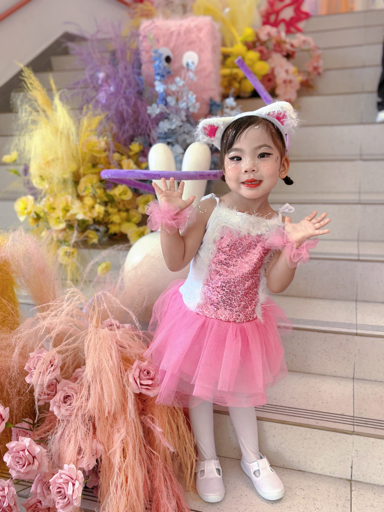 夏日多巴胺·一起来狂欢——海口市山高幼儿园暨2025艺术节庆“六一”文艺汇演小班组专场-图片24