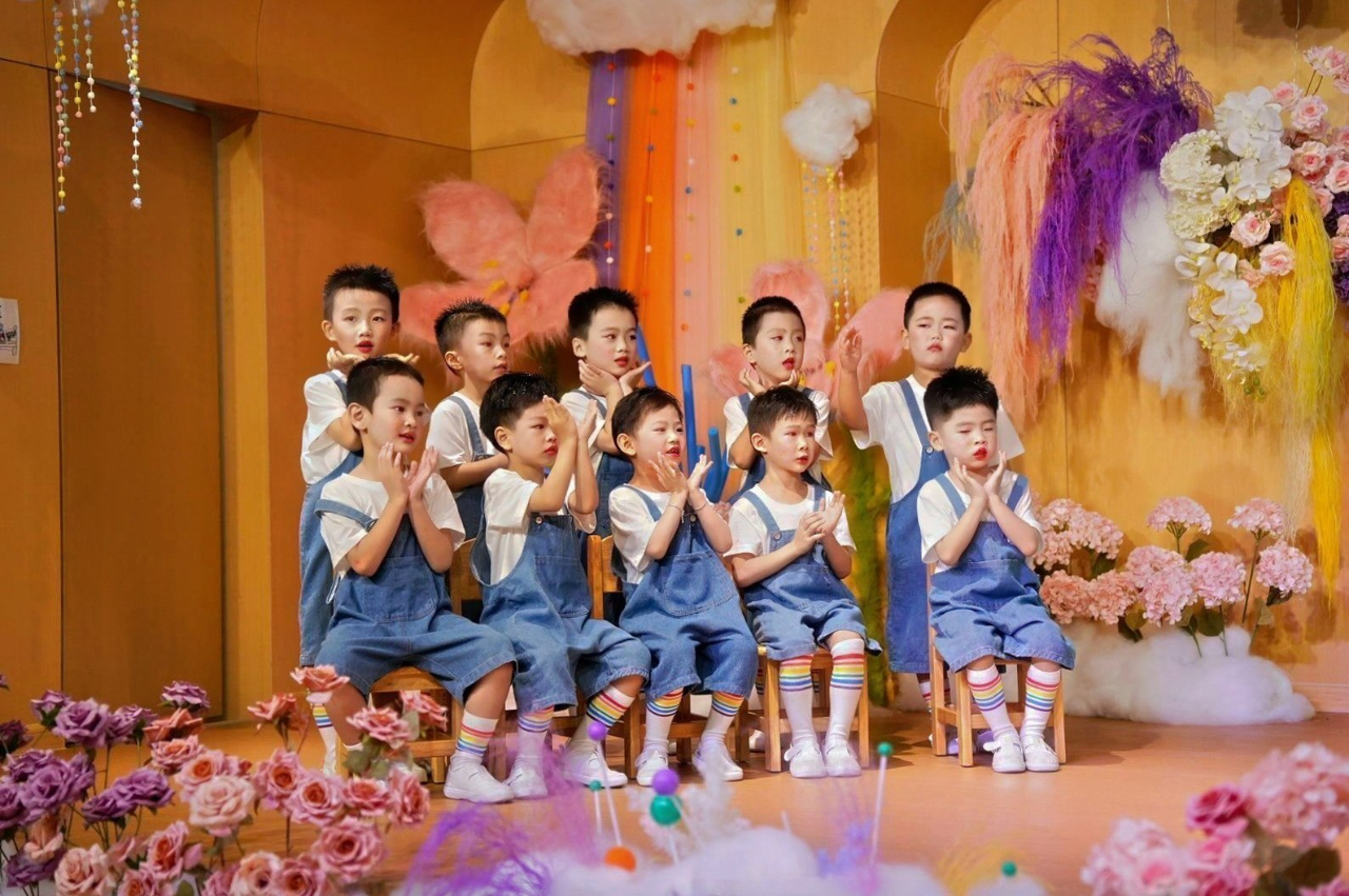 “夏日多巴胺· 一起来狂欢”——海口市山高幼儿园暨2025艺术节庆“六·一”文艺汇演中班组专场-图片109