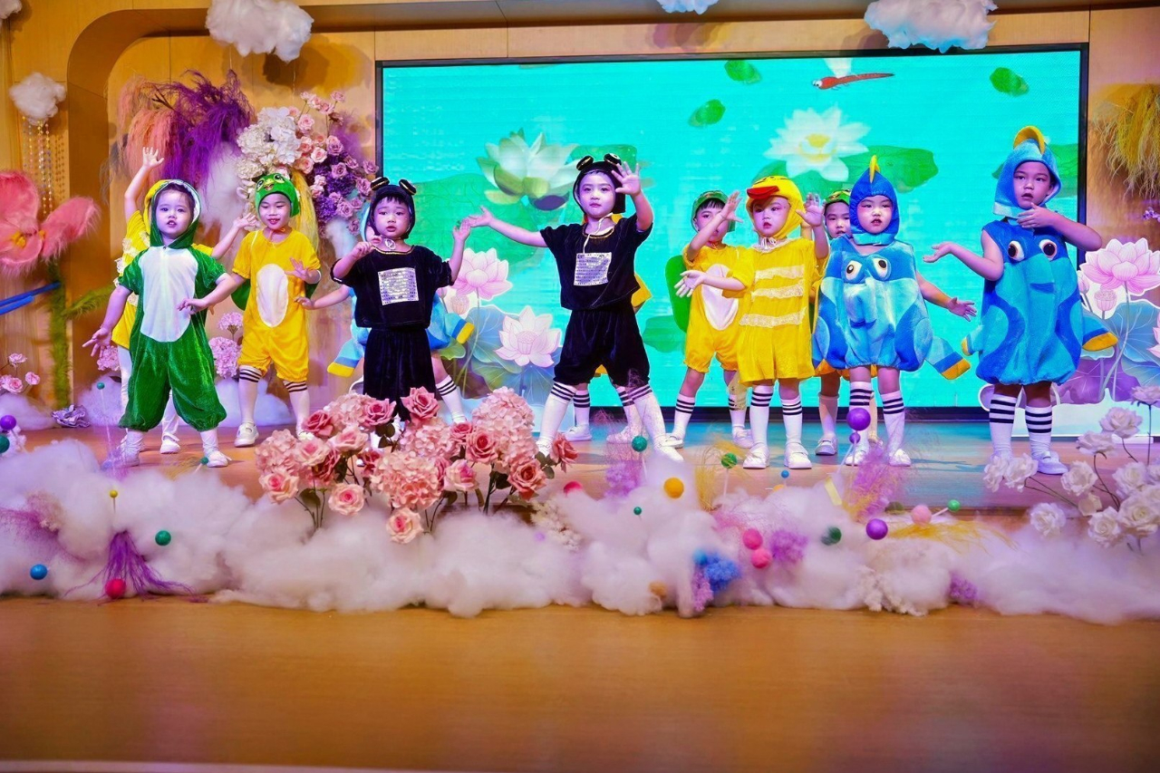 夏日多巴胺·一起来狂欢——海口市山高幼儿园暨2025艺术节庆“六一”文艺汇演小班组专场-图片174